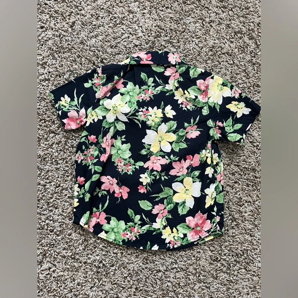 NWOT Blue Old Navy Floral Short Sleeve Shirt 2T